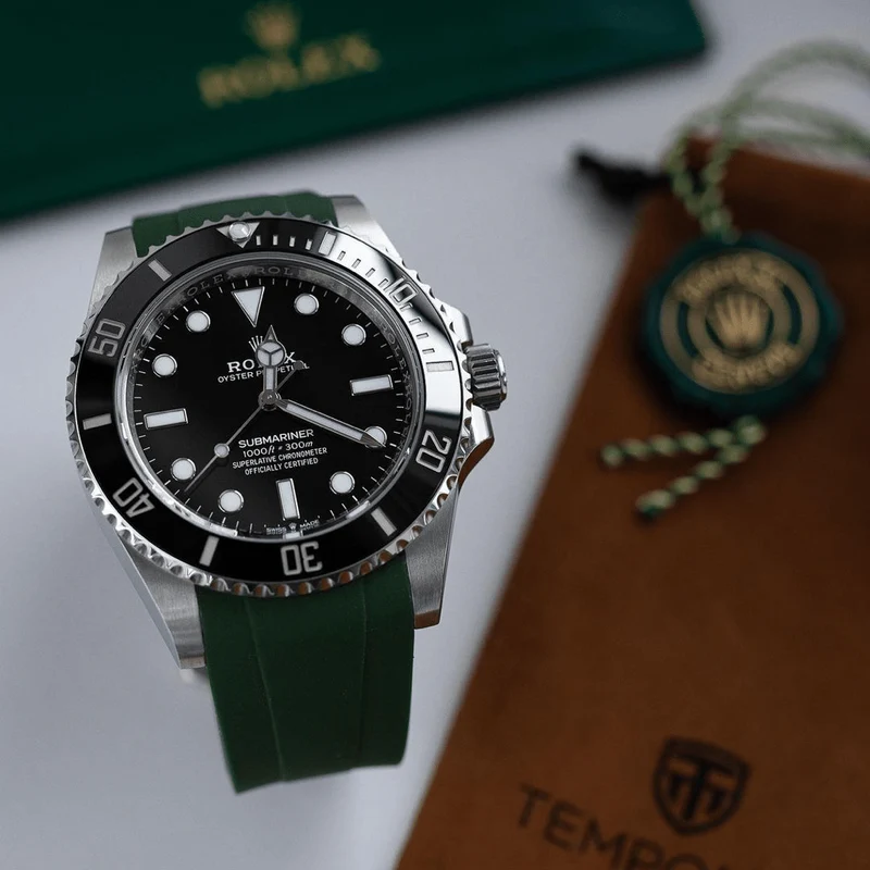 21mm Curved Ended Green Rubber Strap