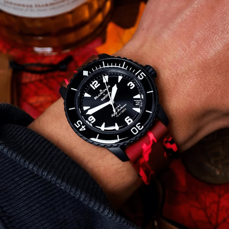 22mm Universal Red Camo Rubber Strap