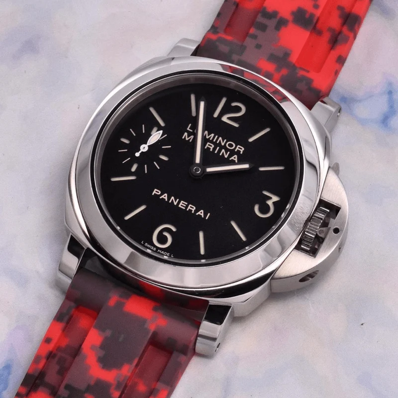 24mm Red Digi Camo Rubber Strap