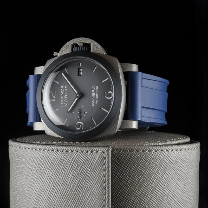 24mm Navy Blue Rubber Strap