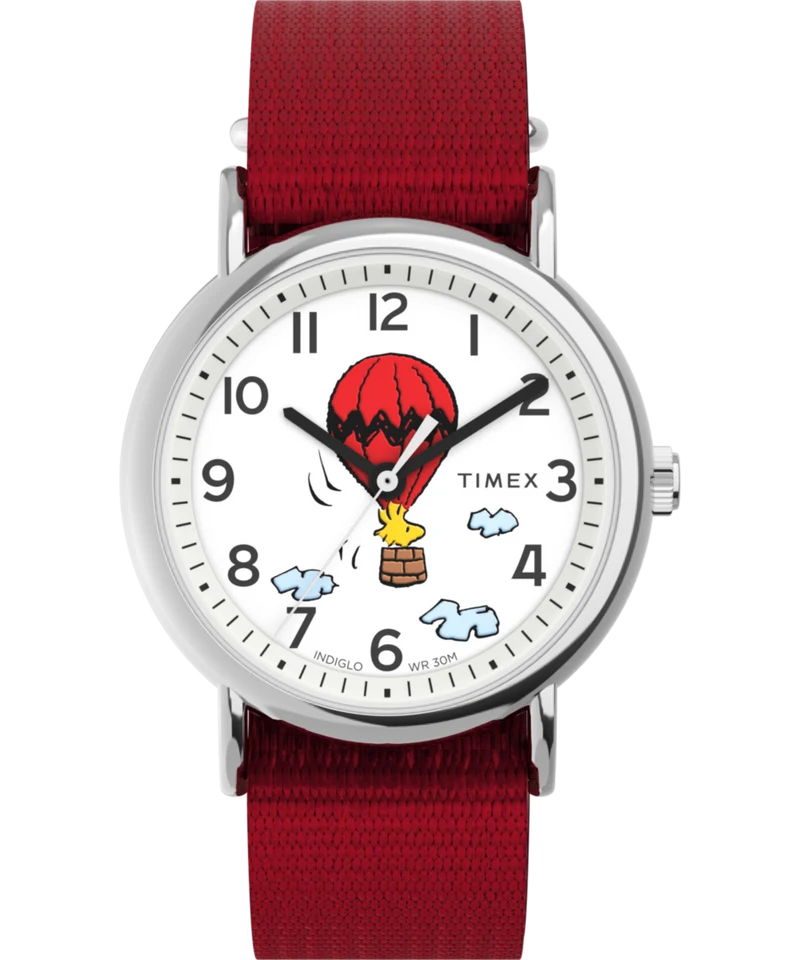 Peanuts® x Timex Weekender Balloon 38mm Fabric Strap Watch