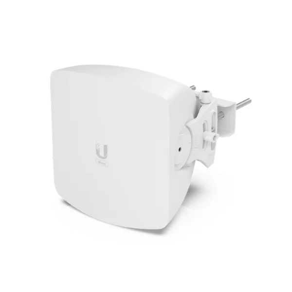 Accesorio Ubiquiti, soporta máximo 15 estaciones