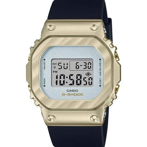 GM-S5600BC-1JF G-SHOCK CASIO Reloj con hermosas curvas y cubierta de metal para mujer