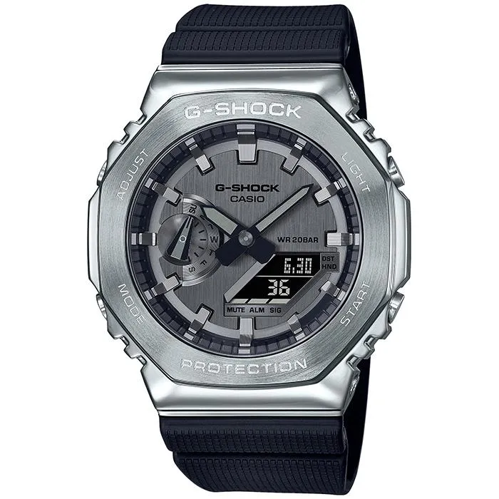 Reloj CASIO G-SHOCK GM-2100-1AJF JDM para hombre, color plata y negro, con revestimiento metálico.